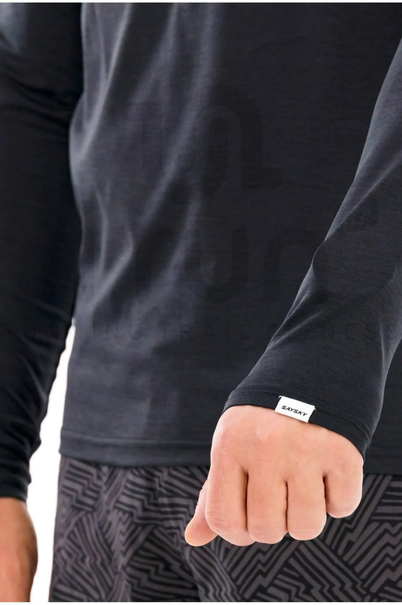 Reflective Logo Pace